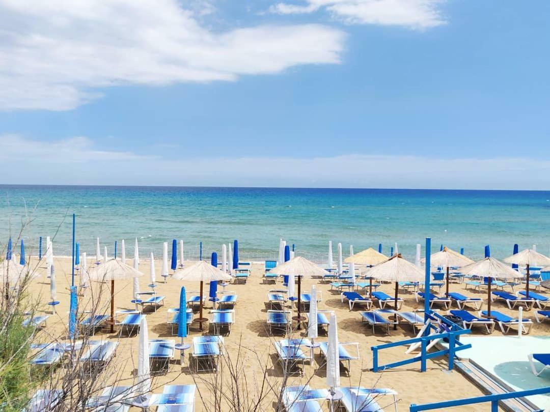 Overlookingsea Lido di Noto Bagian luar foto